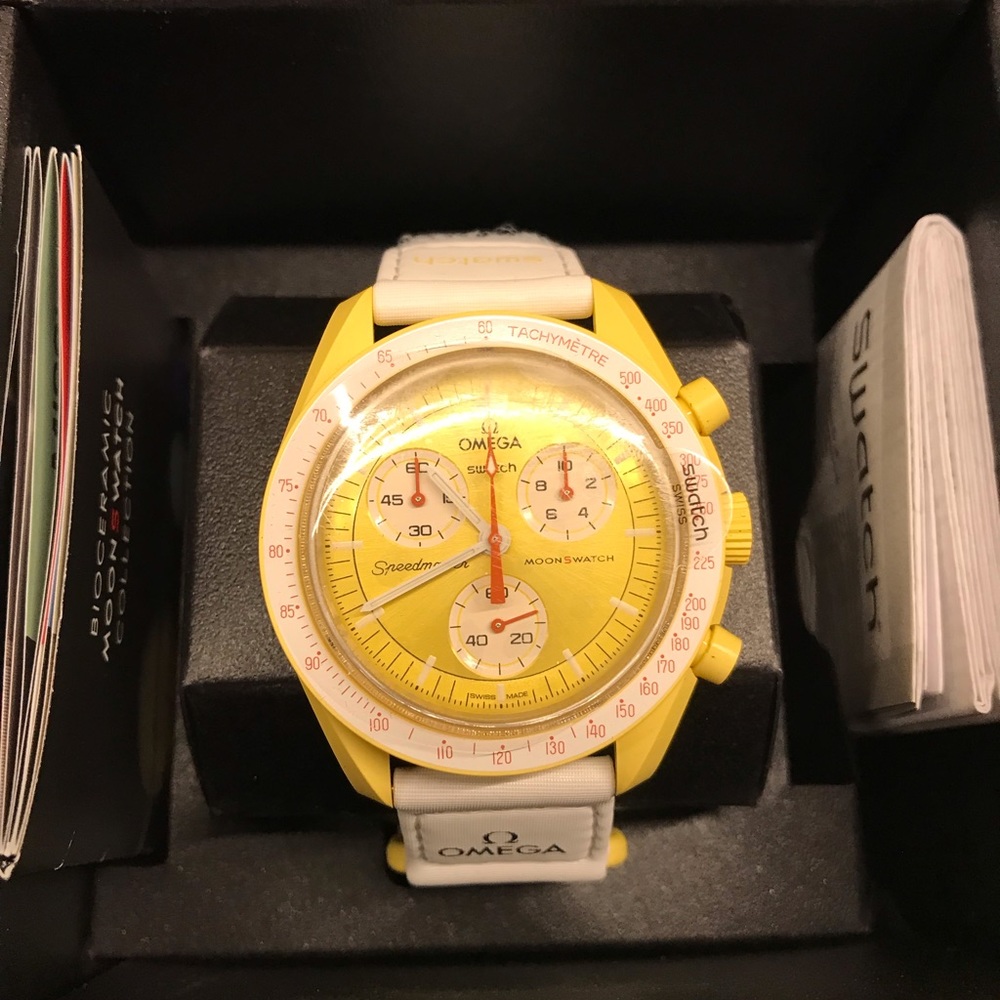 Swatch/Omega Chronograph. NIB. Certificate of authenticity included.